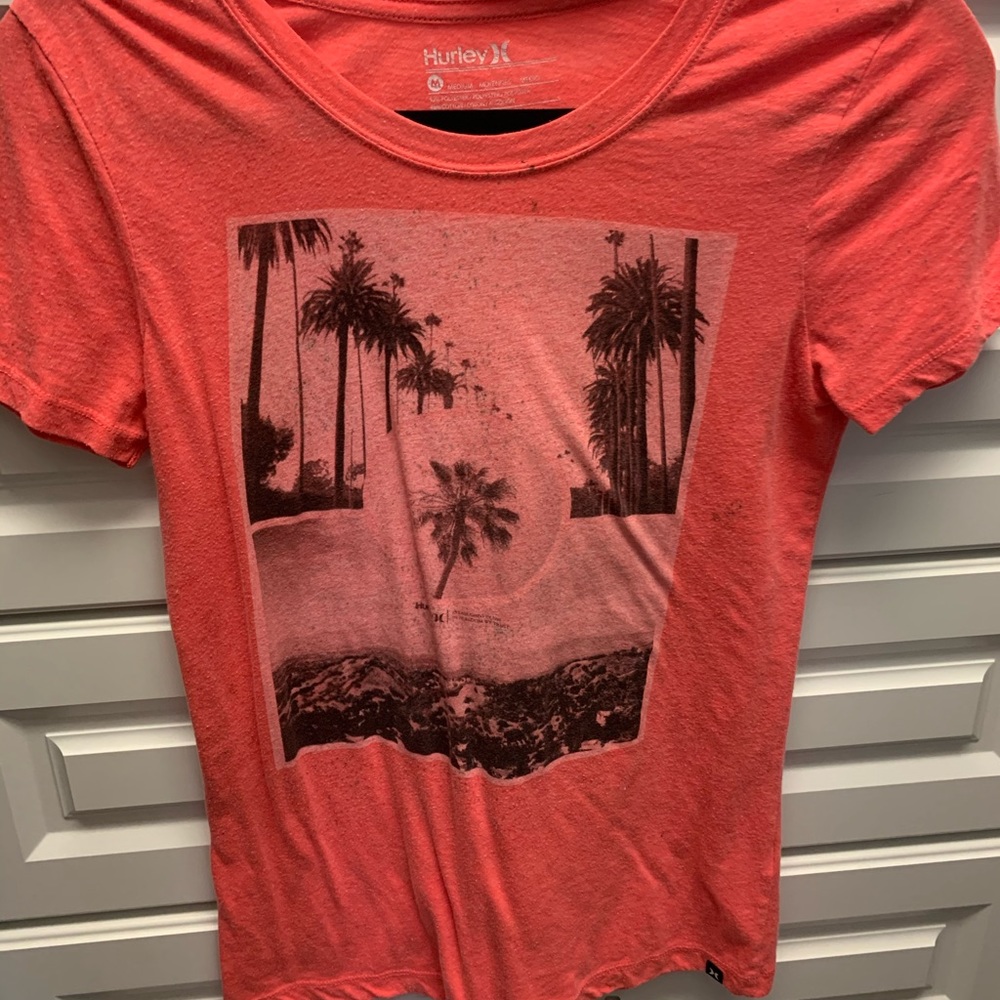 Hurley medium top